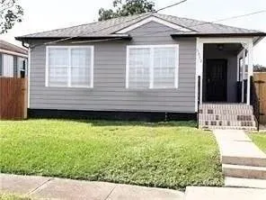 $1,700 | 5312 Warrington Drive, Unit C, New Orleans, LA 70122
