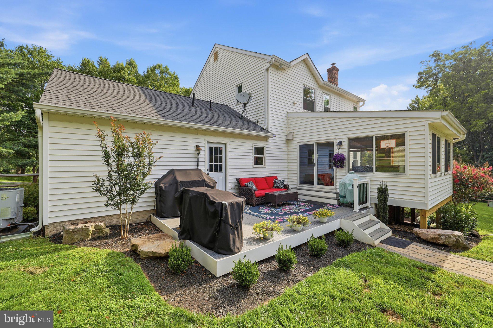 1837 Gum Road Woodbine, MD 21797 - Photo 3 of 39 Deck