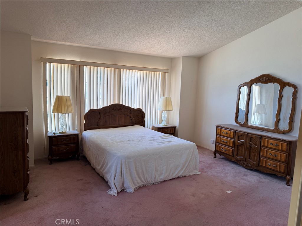 110 Sandpoint Lane Riverside, CA 92506 - Photo 7 of 11 Primary Bedroom