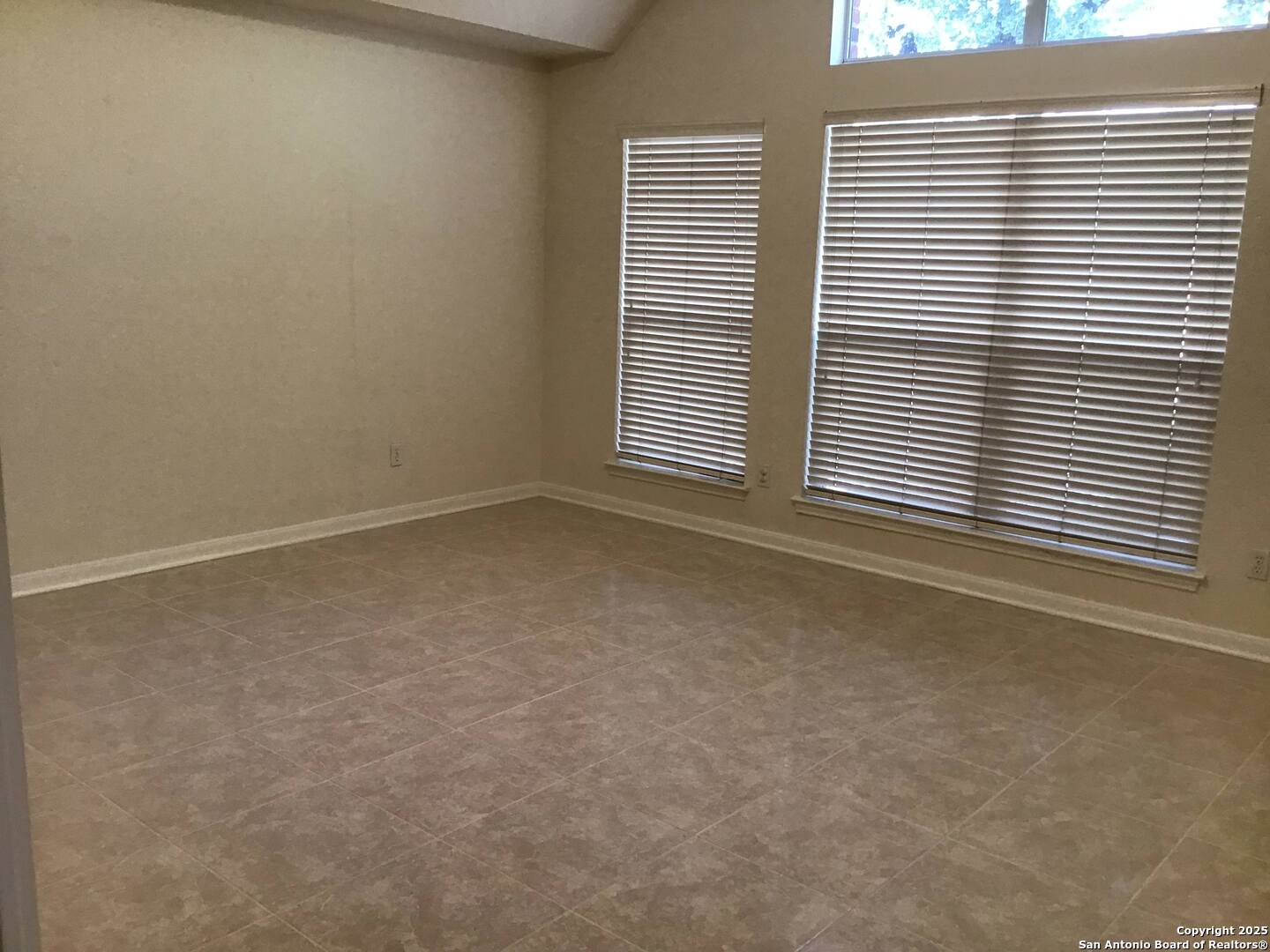 9615 Rocksprings Street San Antonio, TX 78251 - Photo 15 of 35