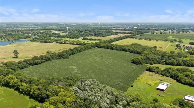 $465,000 | 2 Horridge Road, Kansas City, MO 64149