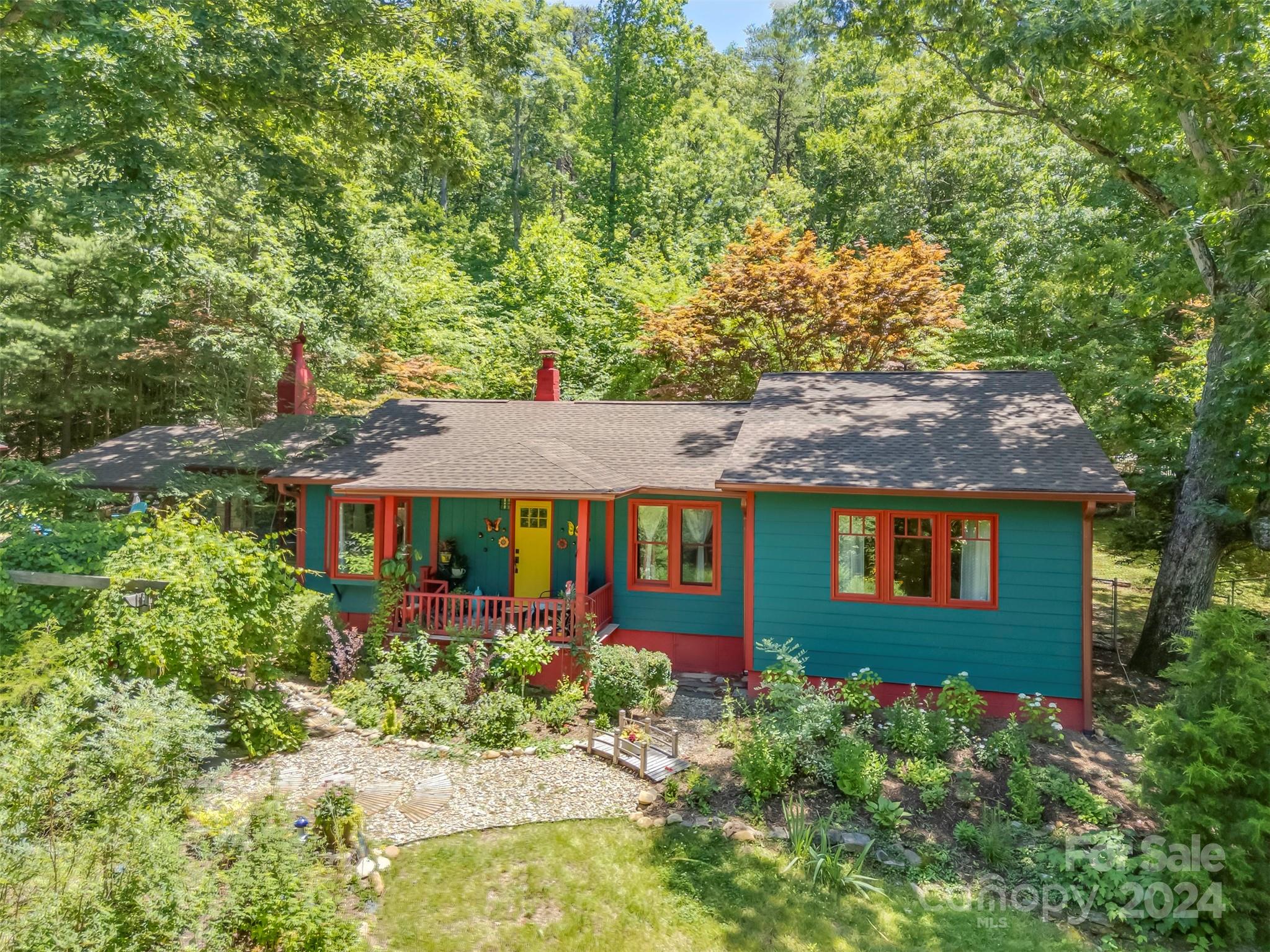 634 Houston Road Columbus, NC 28722 - Photo 1 of 45 Gallery Image 1
