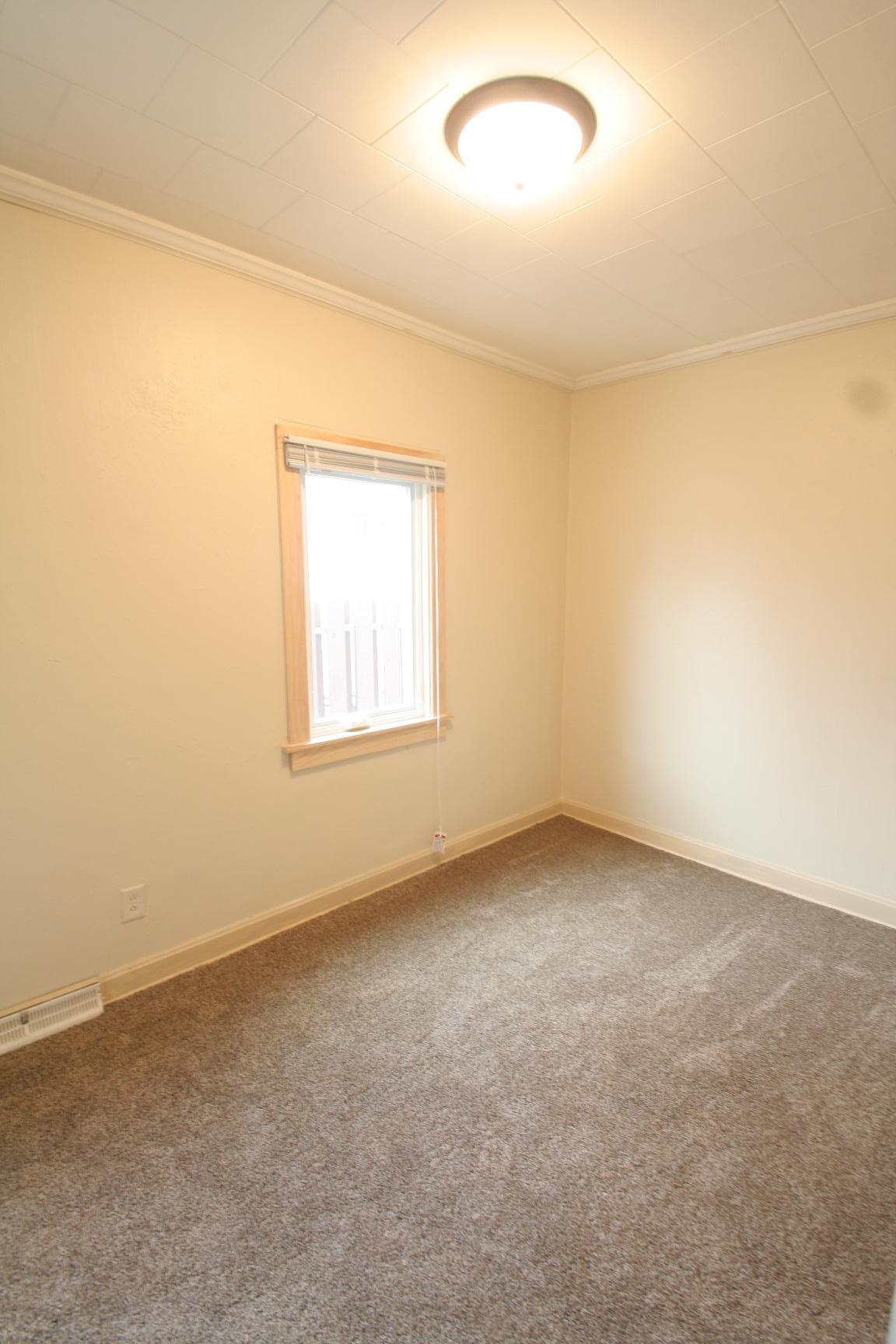 418 11th Avenue Southeast Rochester, MN 55904 - Photo 7 of 16