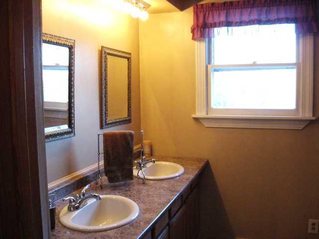 424 Hinckley Road Clinton, ME 04927 - Photo 10 of 22 Bathroom.