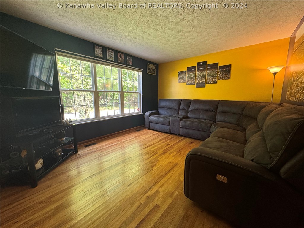 115 Falls Run Road Charleston, WV 25311 - Photo 26 of 31 Gallery Image 26