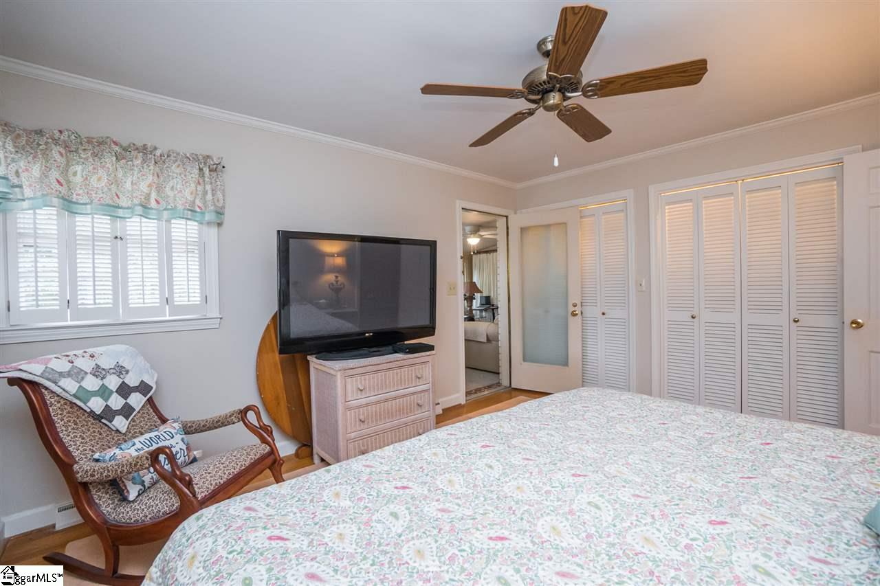 902 Calvert Avenue Clinton, SC 29325 - Photo 24 of 36