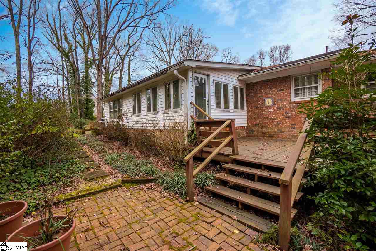 902 Calvert Avenue Clinton, SC 29325 - Photo 35 of 36