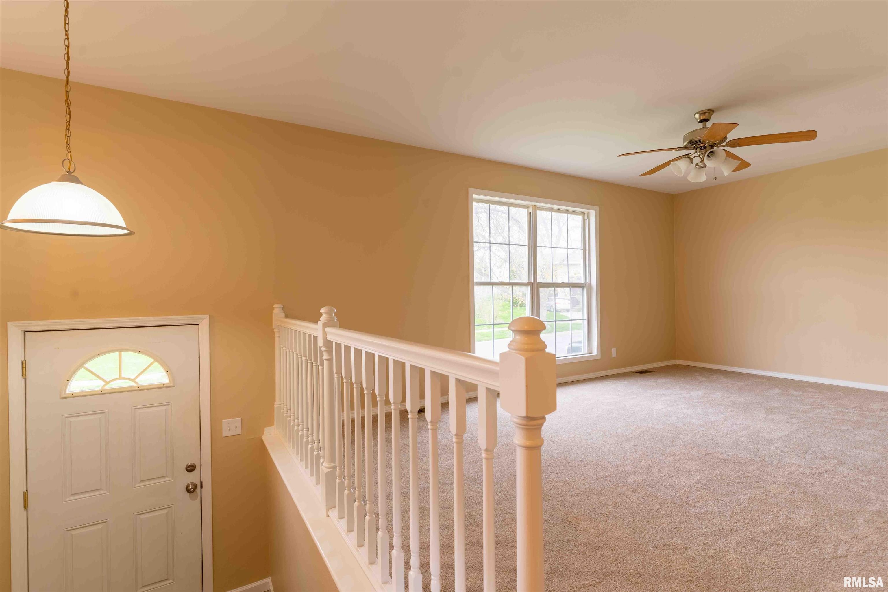 115 Douglas Road Marquette Heights, IL 61554 - Photo 3 of 28 Gallery Image 3