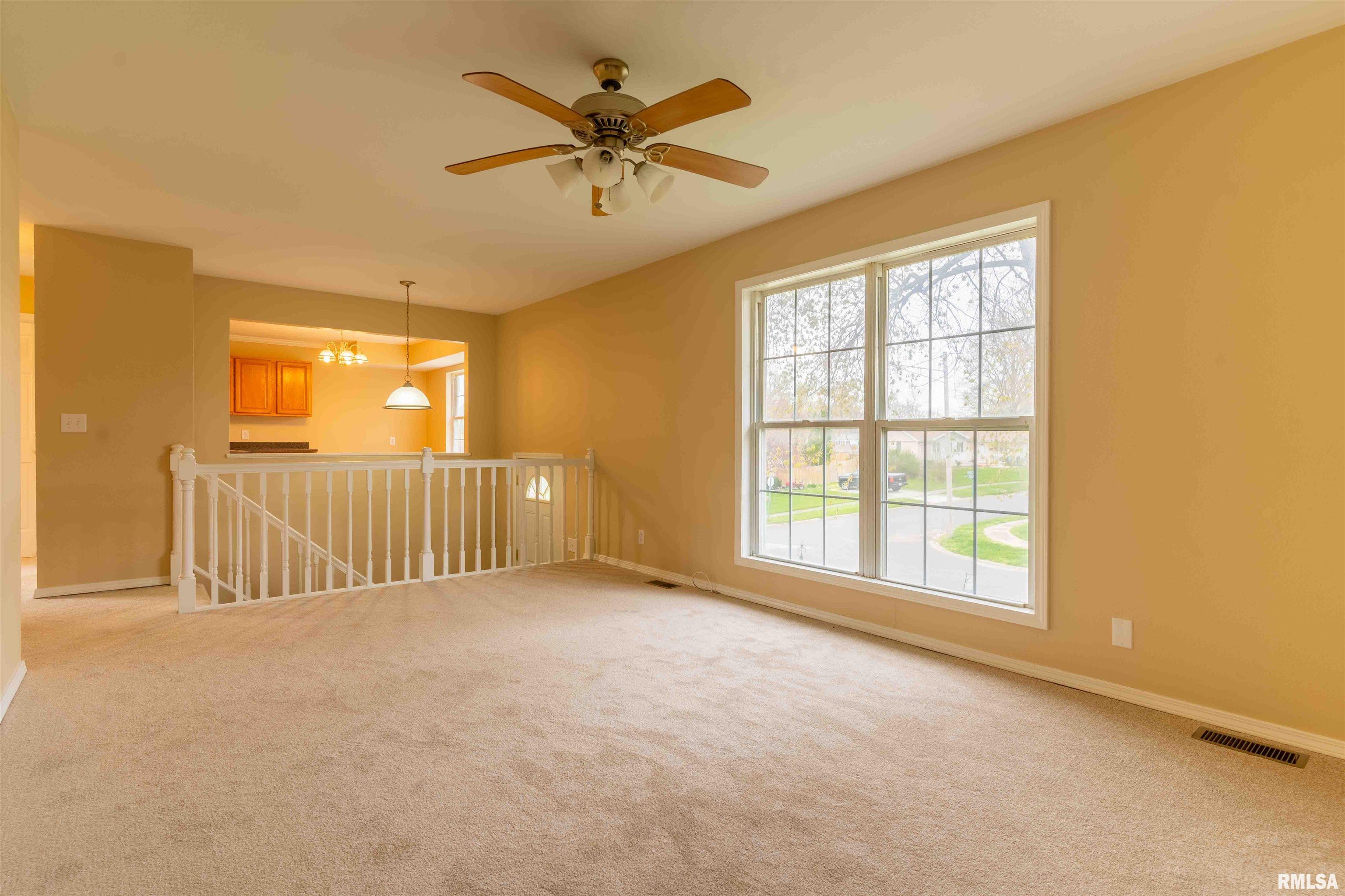 115 Douglas Road Marquette Heights, IL 61554 - Photo 4 of 28 Gallery Image 4