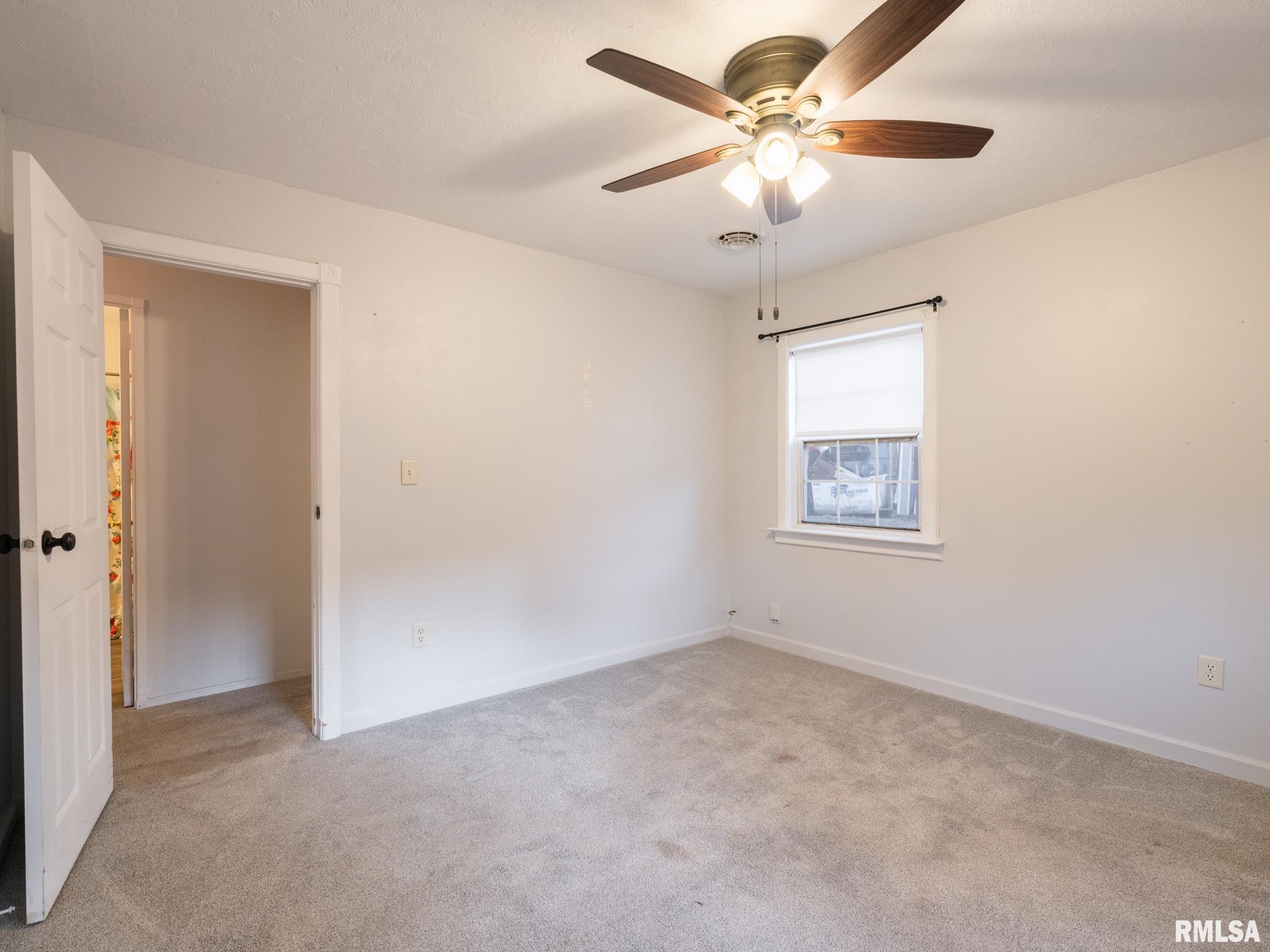 1503 Augusta Street Pekin, IL 61554 - Photo 20 of 28