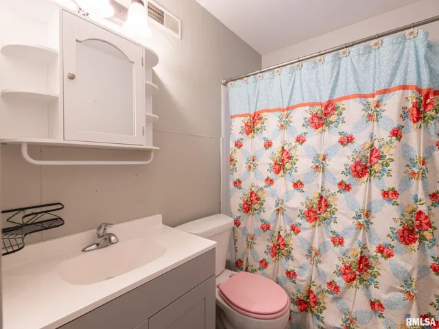 $97,300 | 1503 Augusta Street, Pekin, IL 61554