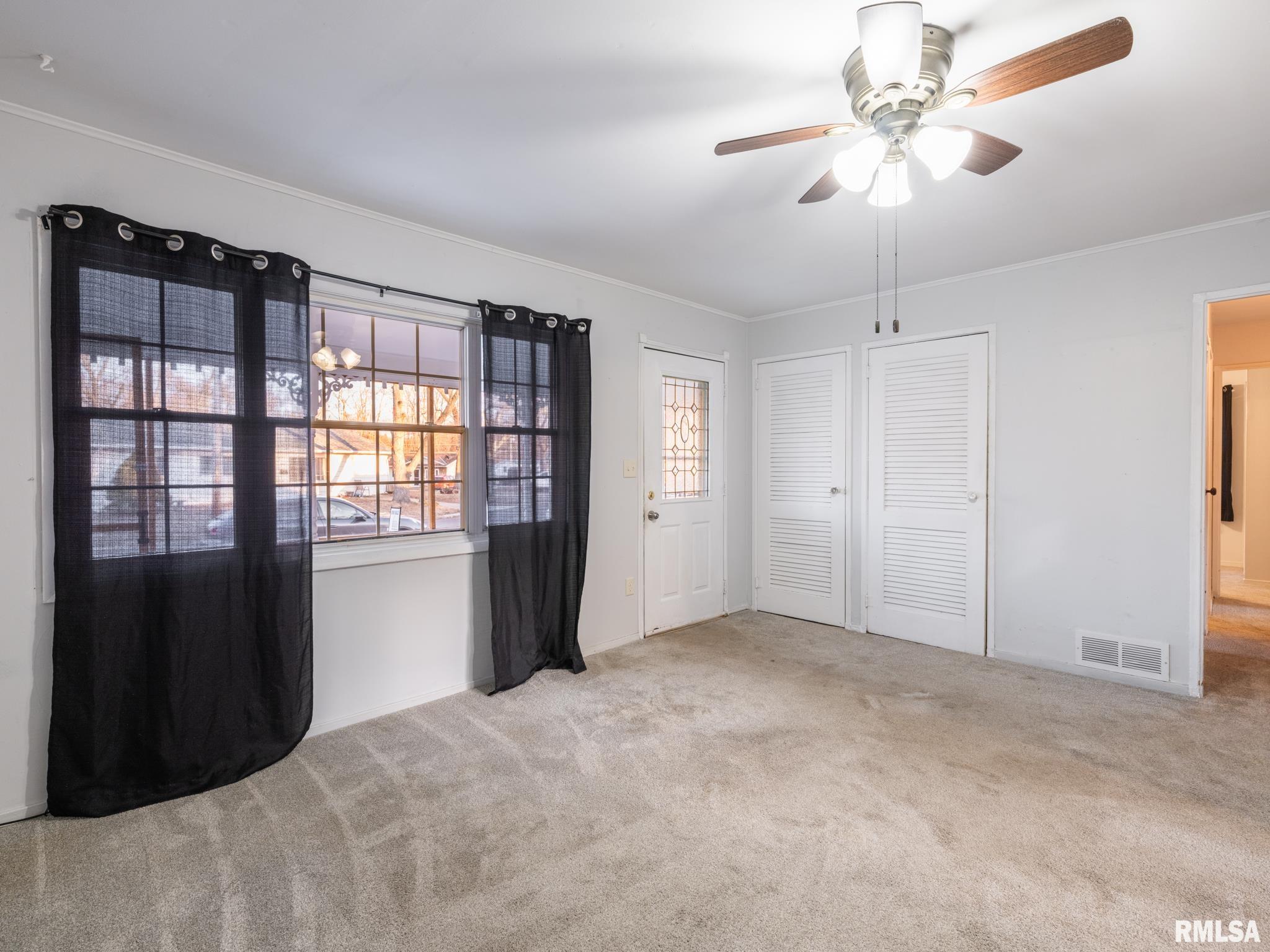 1503 Augusta Street Pekin, IL 61554 - Photo 8 of 28