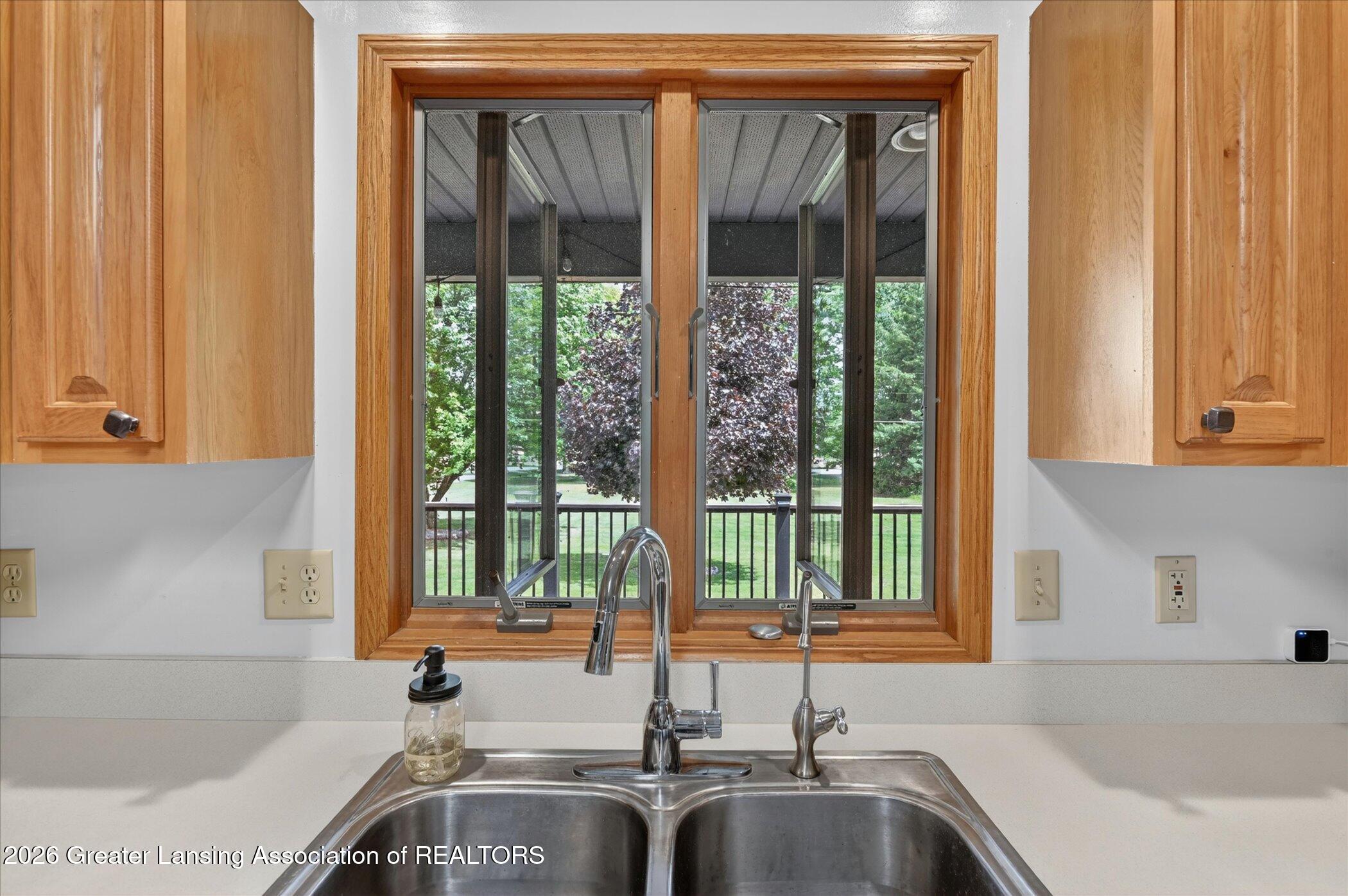 3454 Parman Road Stockbridge, MI 49285 - Photo 26 of 67 16-3454-Parman-Rd-Stockbridge-WindowStil