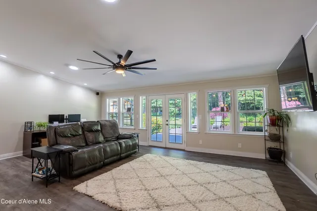 $949,000 | 72 Leisure Lane, Sandpoint, ID 83864