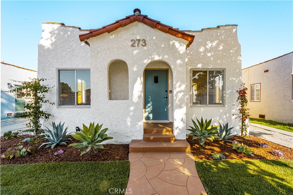 273 East Norton Street Long Beach, CA 90805 - Photo 3 of 33