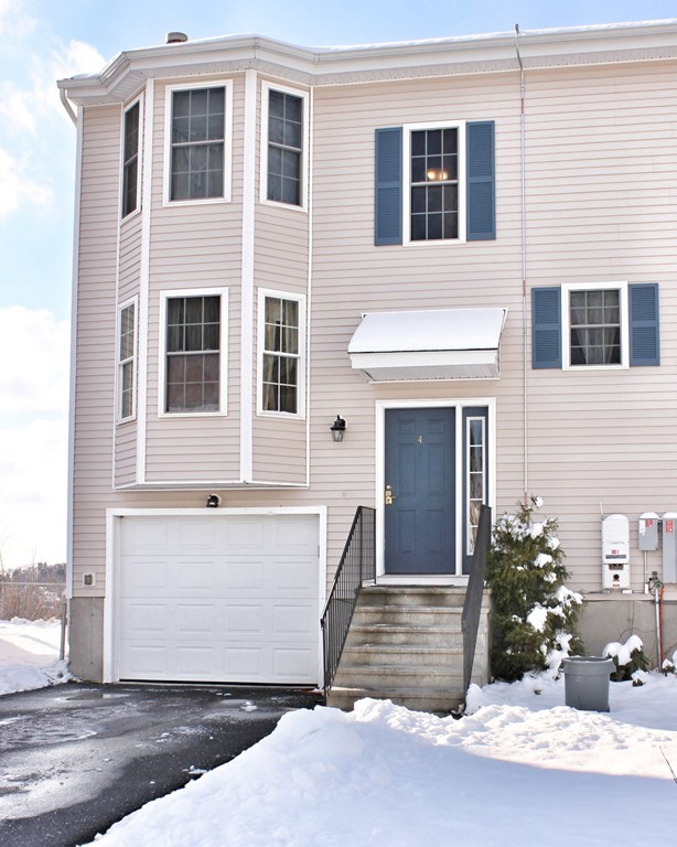 4 Pearlbush Path Worcester, MA 01607 - Photo 1 of 13