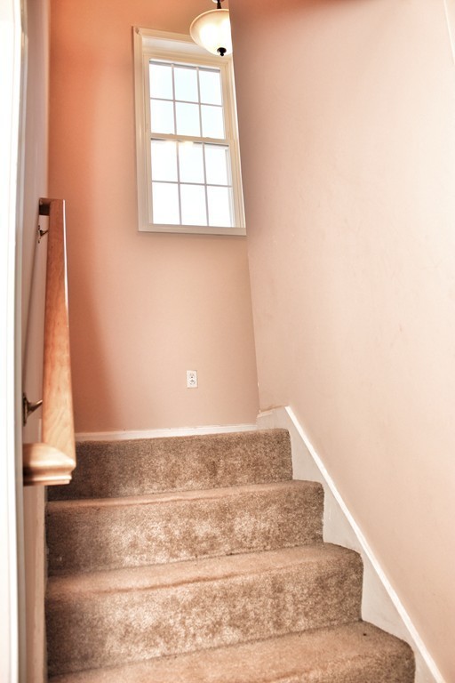 4 Pearlbush Path Worcester, MA 01607 - Photo 10 of 13