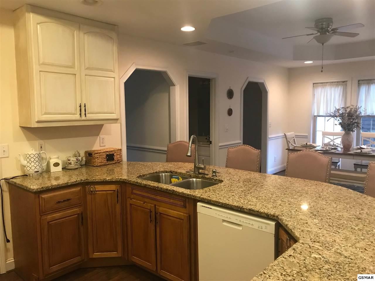 239 Proffitt Road Gatlinburg, TN 37738 - Photo 9 of 26 Gallery Image 9