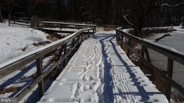 $5,500 | 9420 Lakeside Drive, Vienna, VA 22182