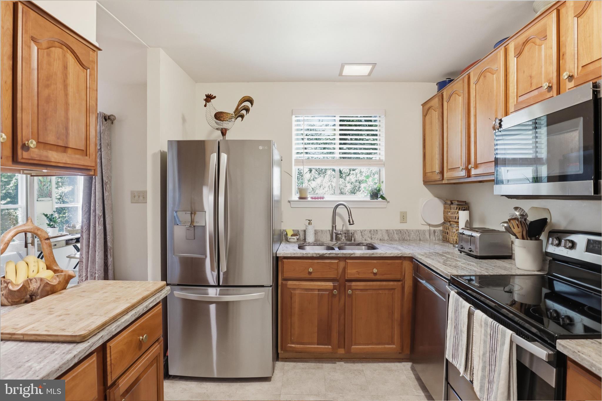 8143 Edmonton Court Springfield, VA 22152 - Photo 13 of 43
