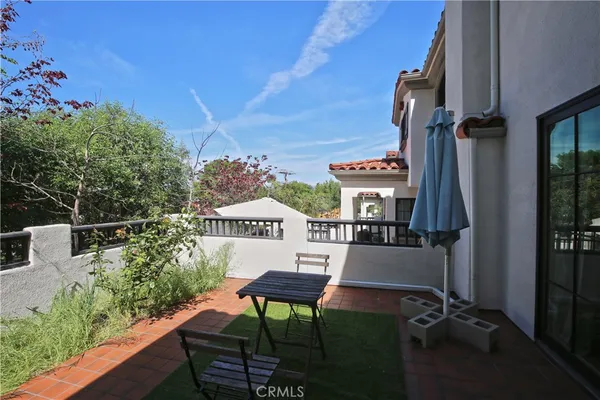 $6,500 | 191 Monterey Road, South Pasadena, CA 91030