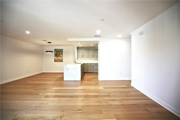 $6,500 | 191 Monterey Road, South Pasadena, CA 91030