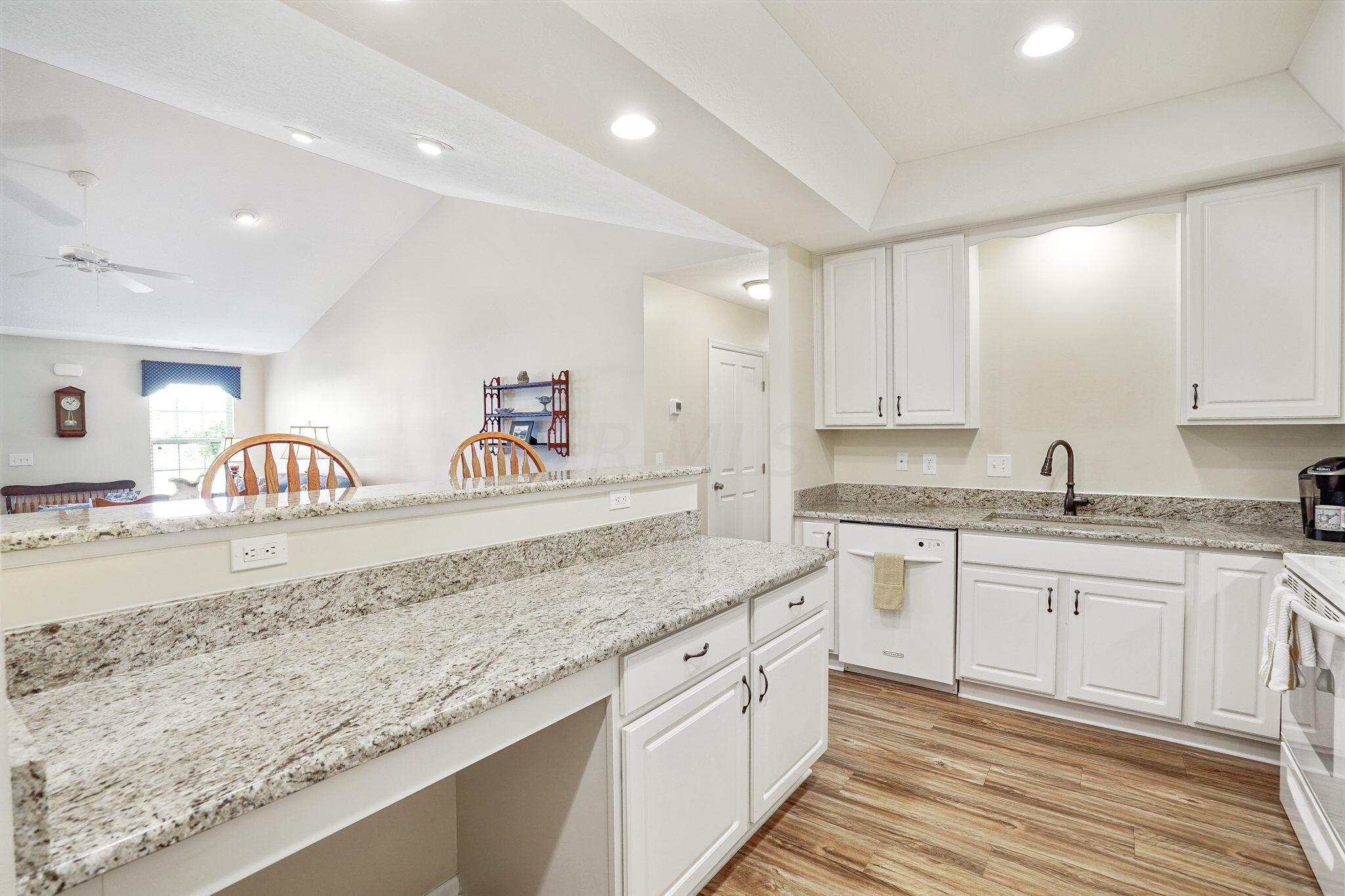6431 Springwell Place Powell, OH 43065 - Photo 22 of 54 37-web-or-mls-DSC06152