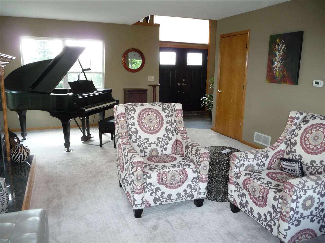 4700 Riverside Court Northeast Cedar Rapids, IA 52411 - Photo 8 of 50 Gallery Image 8