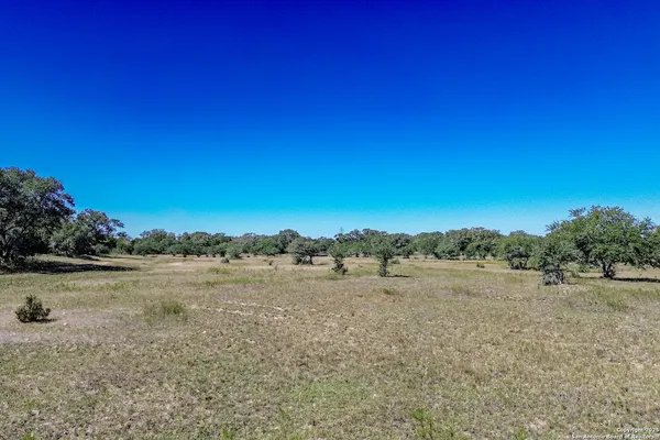 $3,771,680 | Tbd Fm 682, Yoakum, TX 77995