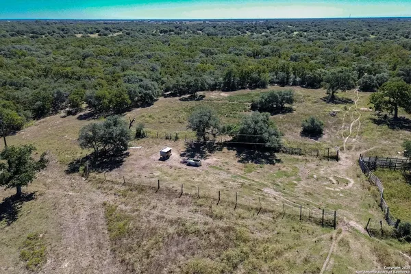 $3,771,680 | Tbd Fm 682, Yoakum, TX 77995
