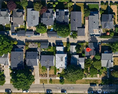$800,000 | 3052 38th Avenue Southwest, Seattle, WA 98126