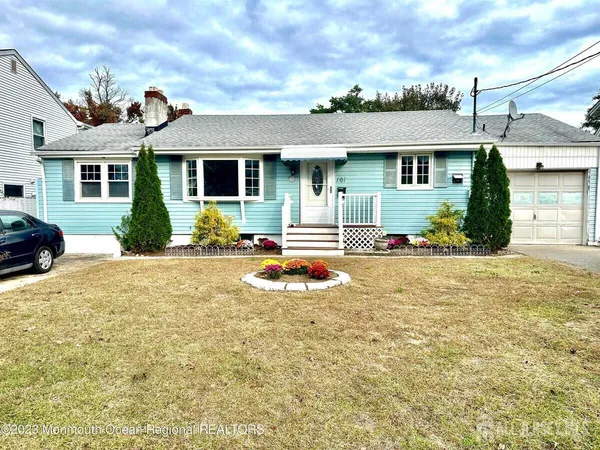 $469,000 | 101 Perry Street, Keyport, NJ 07735