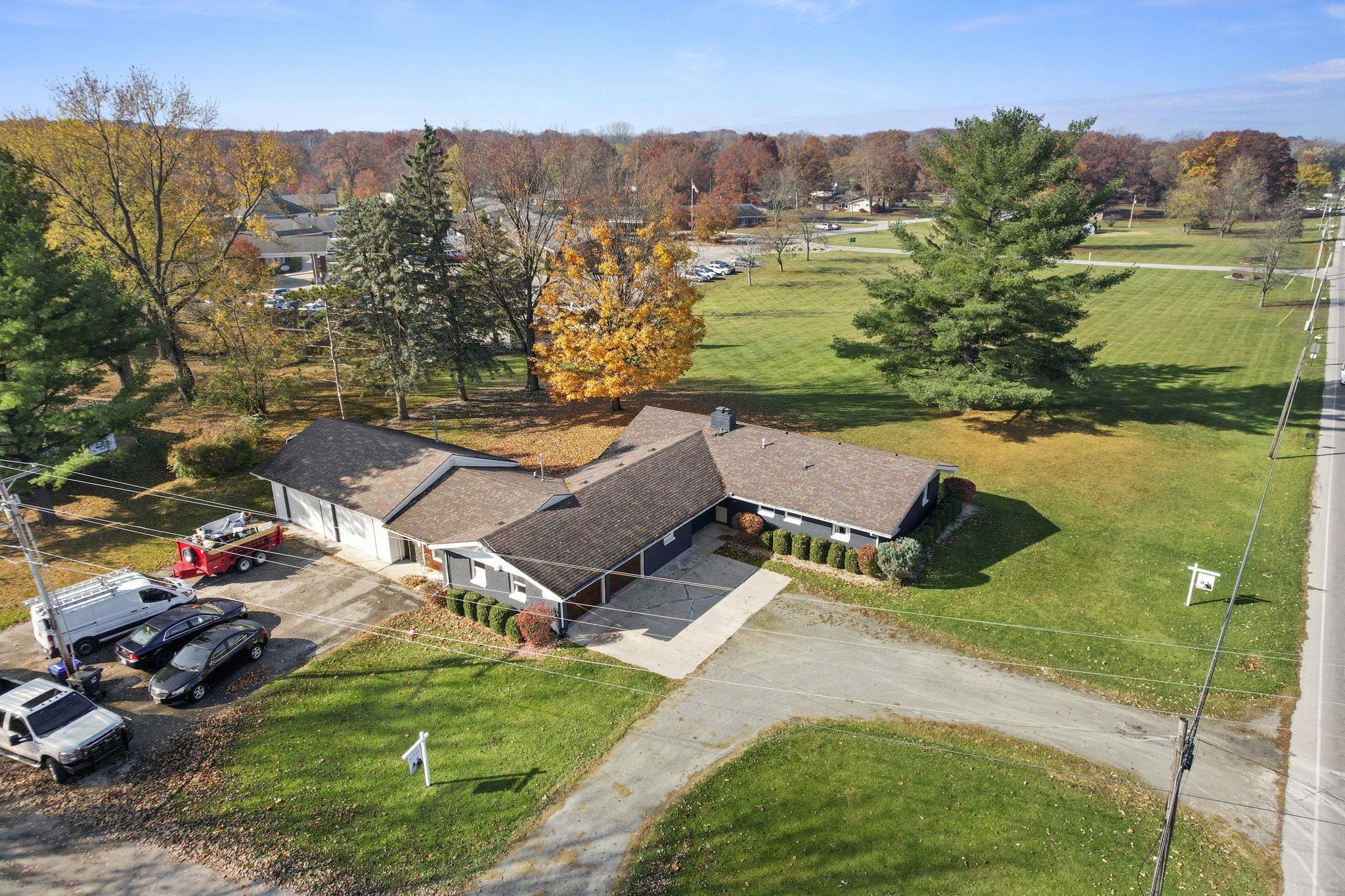 1332 Wooster Road Winona Lake, IN 46590 - Photo 26 of 32 Gallery Image 26