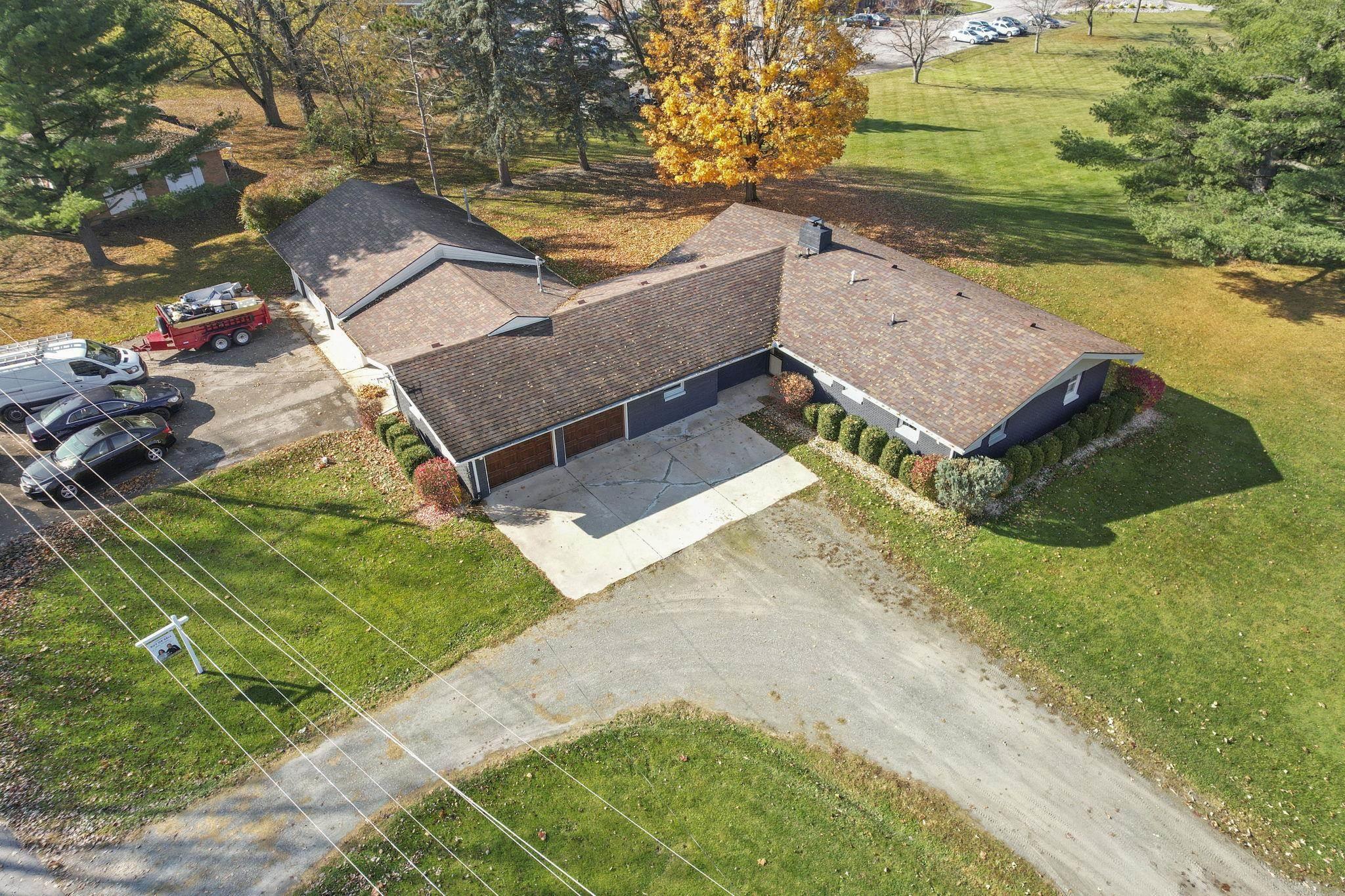 1332 Wooster Road Winona Lake, IN 46590 - Photo 27 of 32 Gallery Image 27