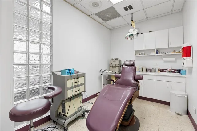 $547,000 | 2719 West Peterson Avenue, Chicago, IL 60659