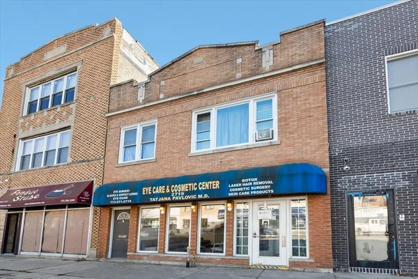 $547,000 | 2719 West Peterson Avenue, Chicago, IL 60659