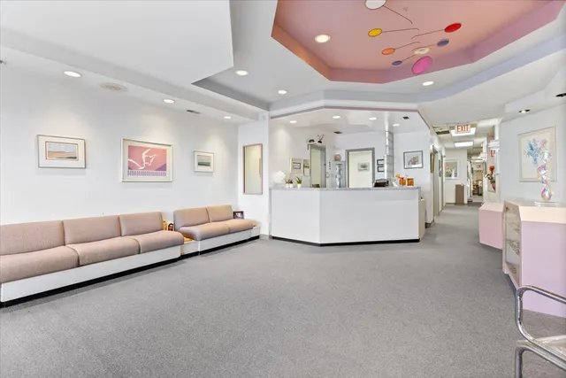 $547,000 | 2719 West Peterson Avenue, Chicago, IL 60659