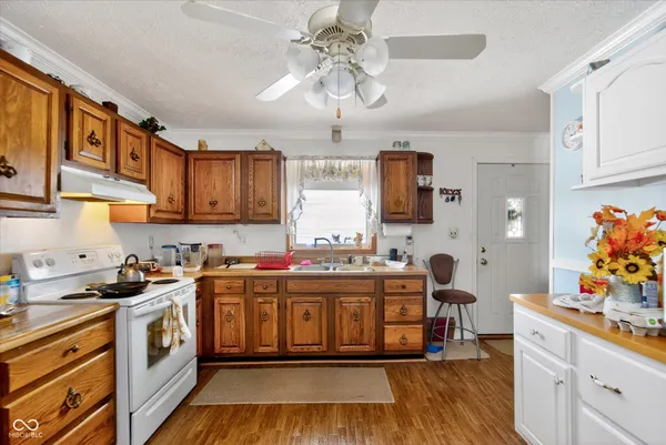 $213,000 | 3728 South County Road 1200 East, Crothersville, IN 47229