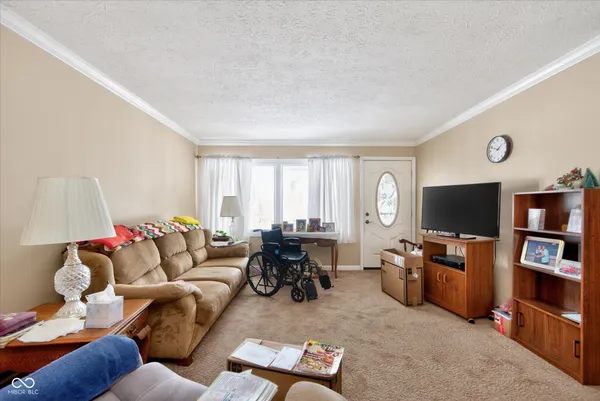 $213,000 | 3728 South County Road 1200 East, Crothersville, IN 47229