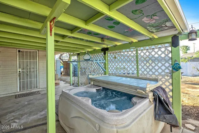 a outdoor view with a sitting space