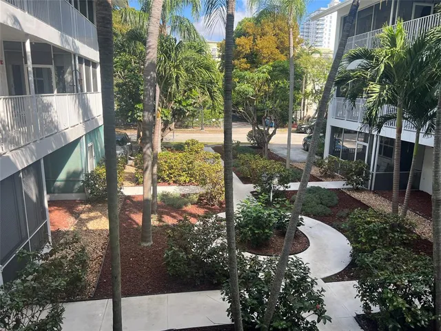 $1,550 | 1930 Jackson Street, Unit 10, Hollywood, FL 33020