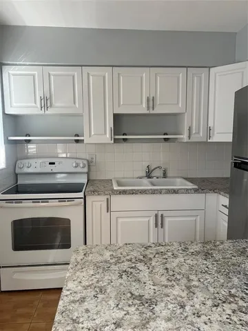 $1,550 | 1930 Jackson Street, Unit 10, Hollywood, FL 33020