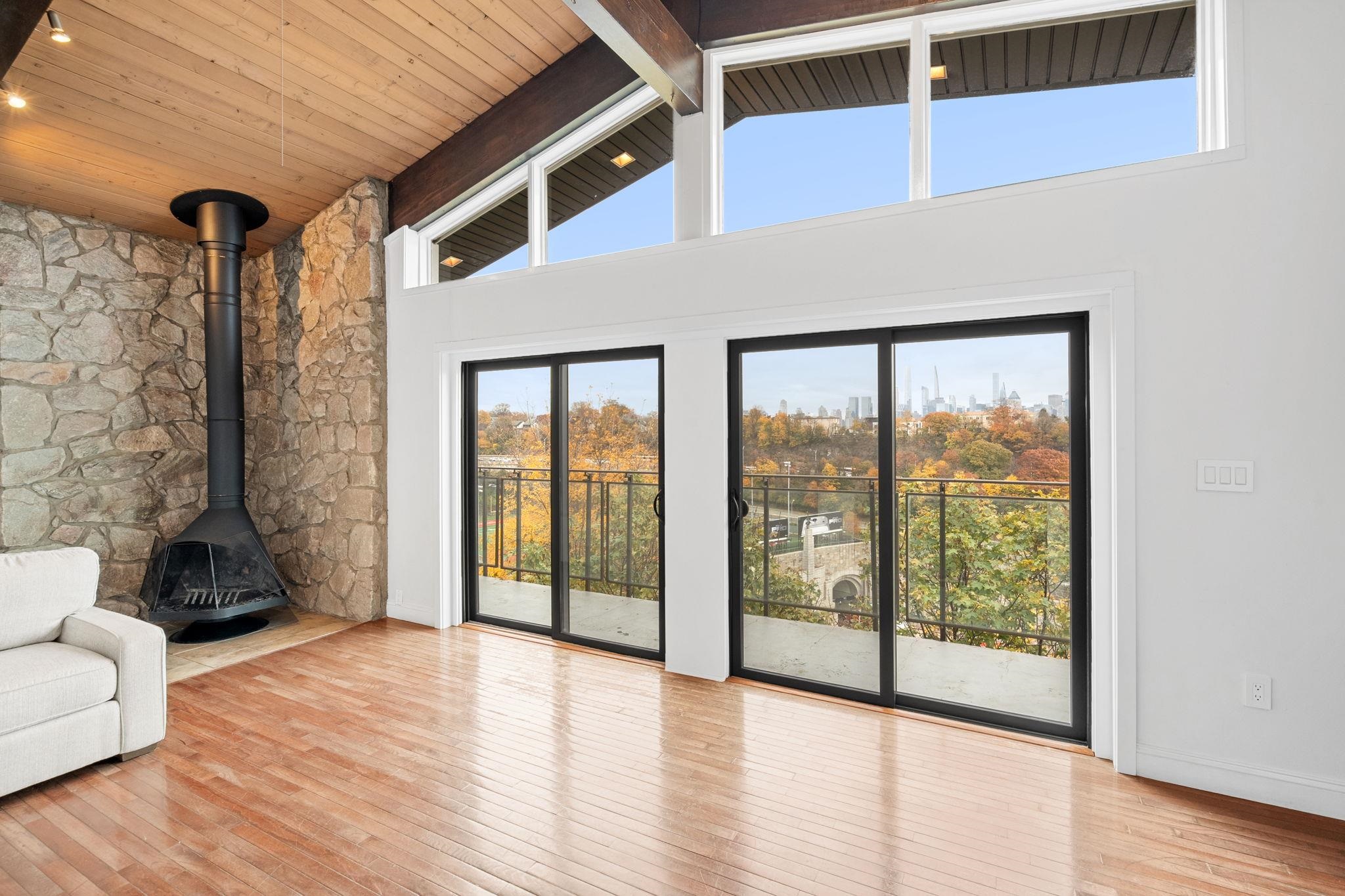 76 Hackensack Plank Road Weehawken, NJ 07086 - Photo 18 of 44