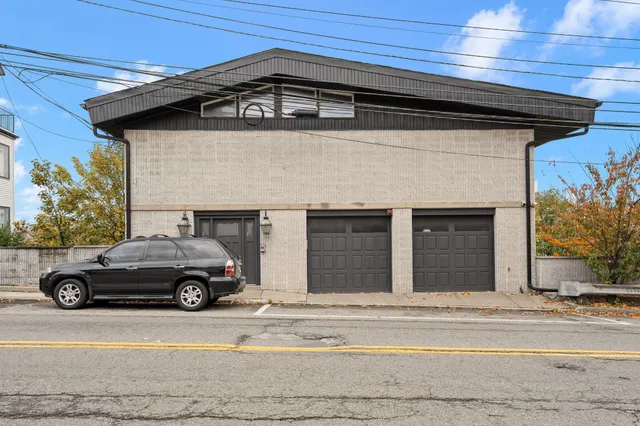 $1,800,000 | 76 Hackensack Plank Road, Weehawken, NJ 07086