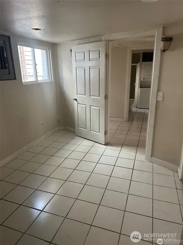 $1,999,950 | 215 West Kinnear Place, Seattle, WA 98119