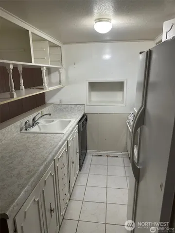 $1,999,950 | 215 West Kinnear Place, Seattle, WA 98119