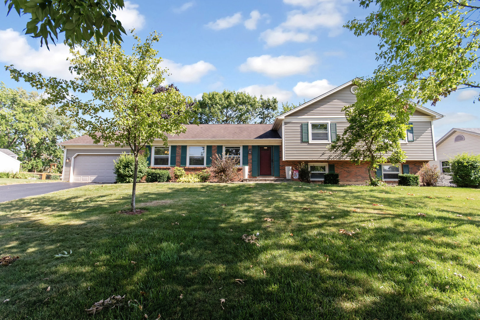 25-w071 Cape Road Naperville, IL 60540 - Photo 1 of 18 Gallery Image 1
