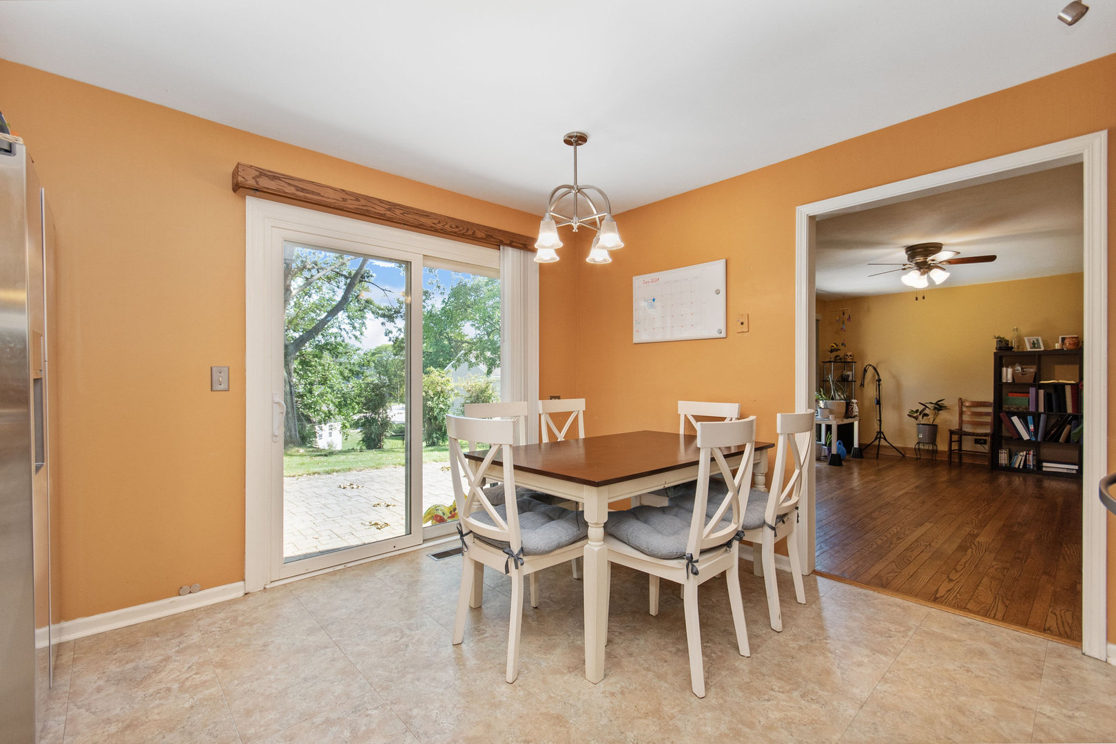 25-w071 Cape Road Naperville, IL 60540 - Photo 7 of 18 Gallery Image 7