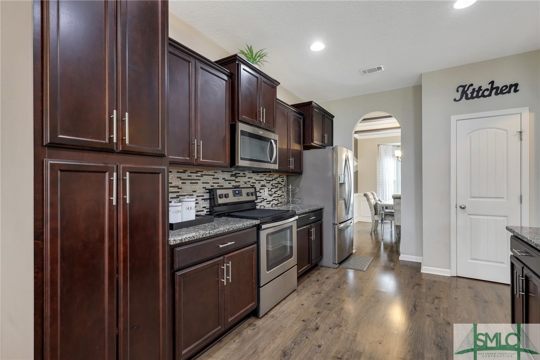 1311 Windrow Drive Hinesville, GA 31313 - Photo 12 of 48