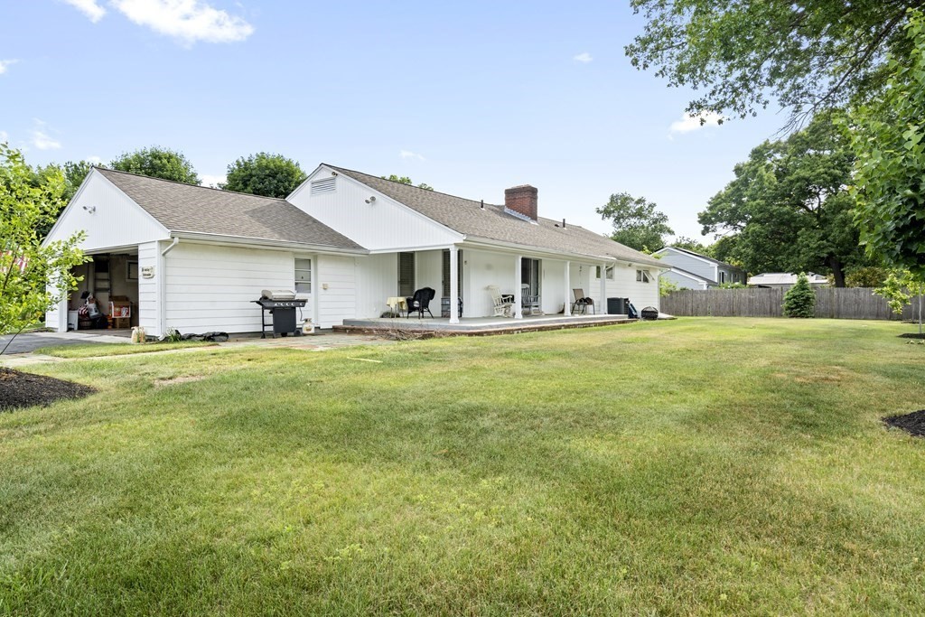 3 Pilgrim Road Lawrence, MA 01843 - Photo 4 of 23 Gallery Image 4
